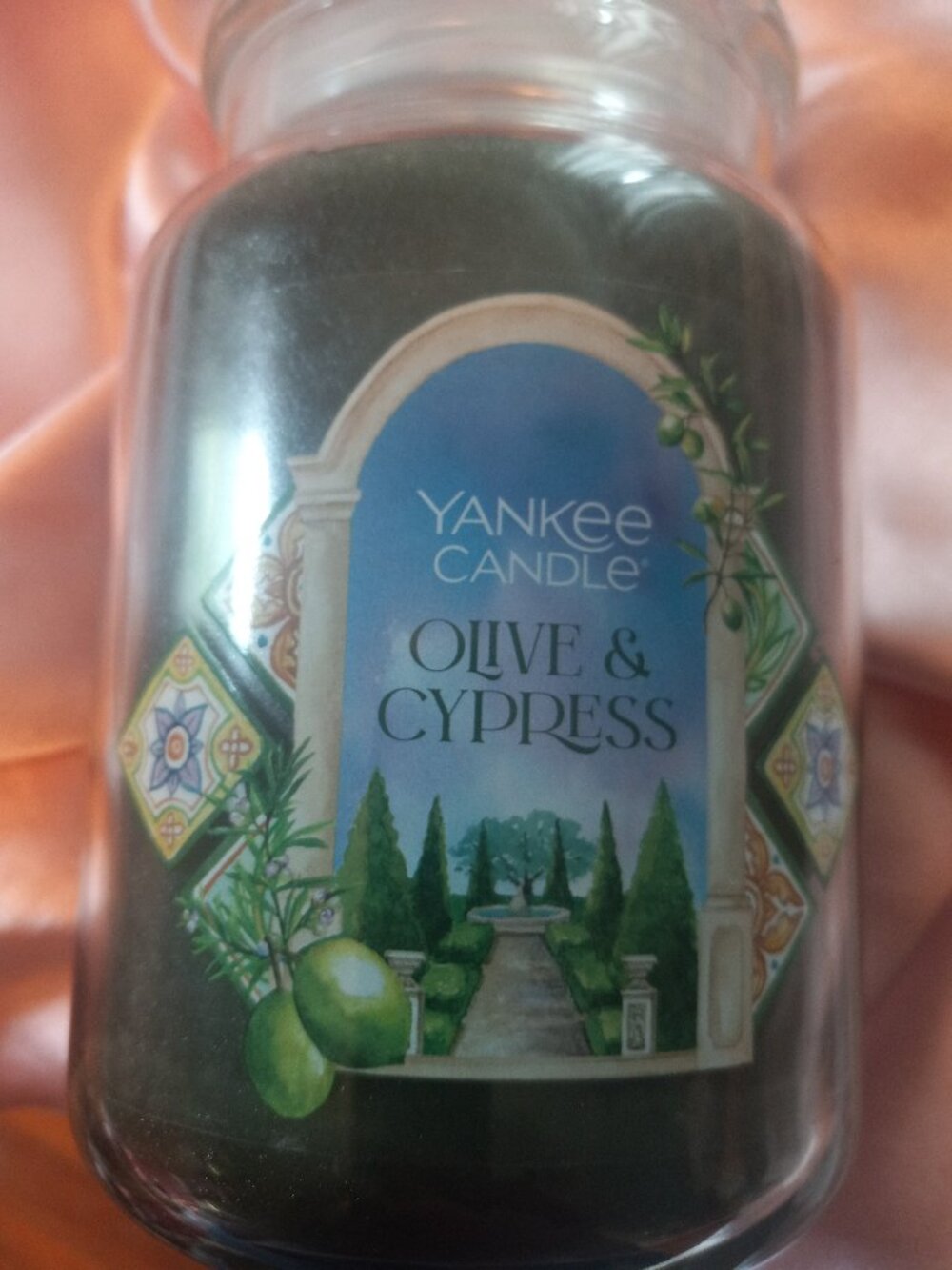 Yankee Candle Olive and Cypress 22 oz (NWT)